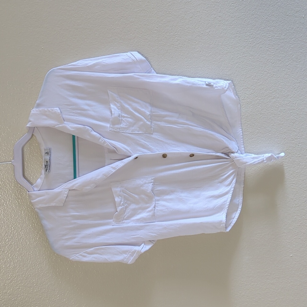 White Hollister blouse